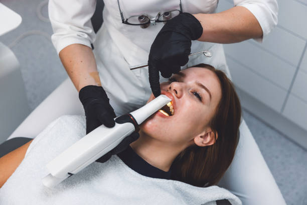 Best Emergency Gum Treatment in Arlington Heights, IL
